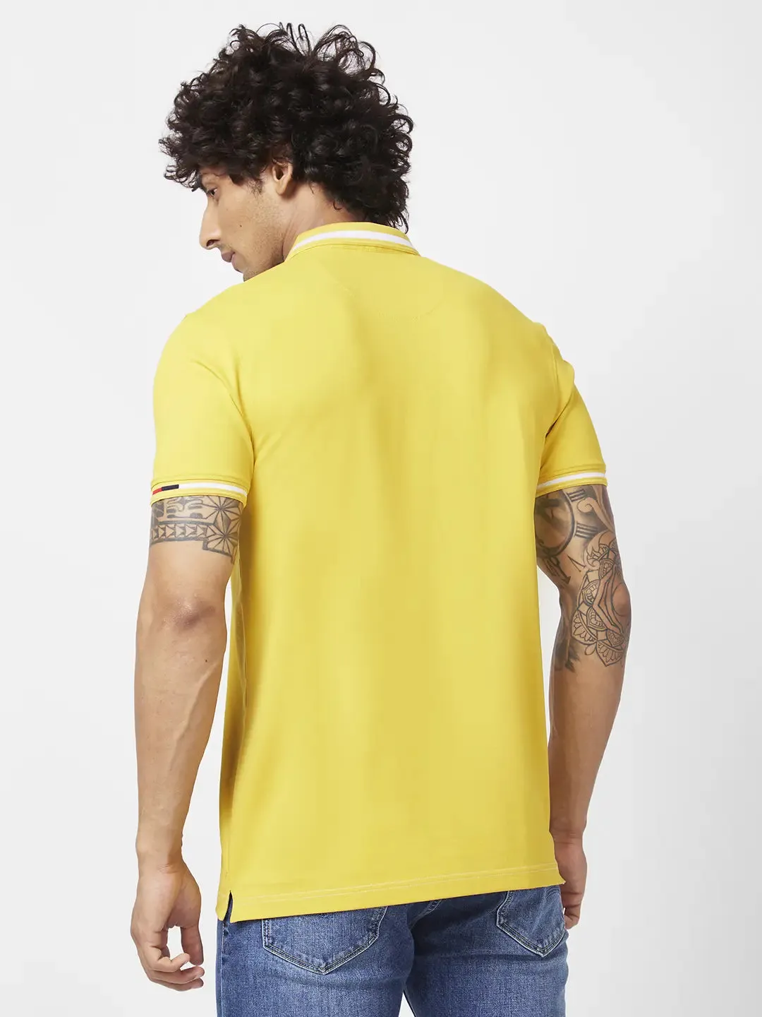 Spykar Men Sulphur Yellow Blended Slim Fit Half Sleeve Polo Neck Plain Tshirt