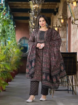 Women Plus Size Black And Red Pure Cotton Kurta Set With Dupatta